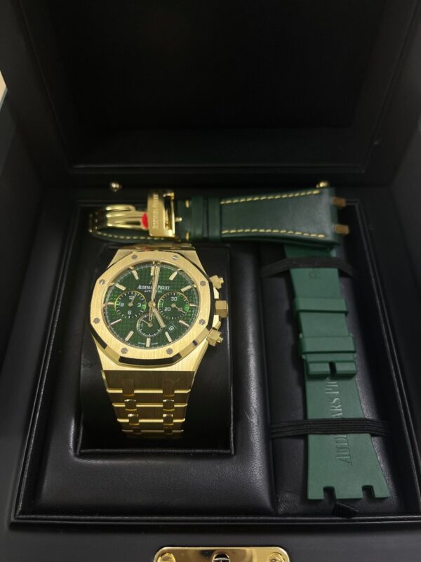 Audemars Piguet 41 mm Royal Oak Selfwinding Chronograph (Reference # 26331BA.OO.1220BA.02) - Image 5