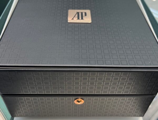 Audemars Piguet Royal Oak Black Ceramic Rainbow Dial Limited Edition 77350CE.OO.1266CE.02.A - Image 7