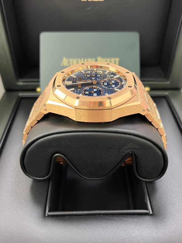 Audemars Piguet Royal Oak Chronograph 41 mm Blue Dial Ref. 26240OR.OO.1320OR.05 - Image 6