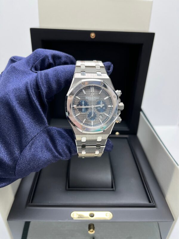 Audemars Piguet Royal Oak Chronograph Platinum Titanium Limited Edition (Ref 26331IP.OO.1220IP.01) - Image 2