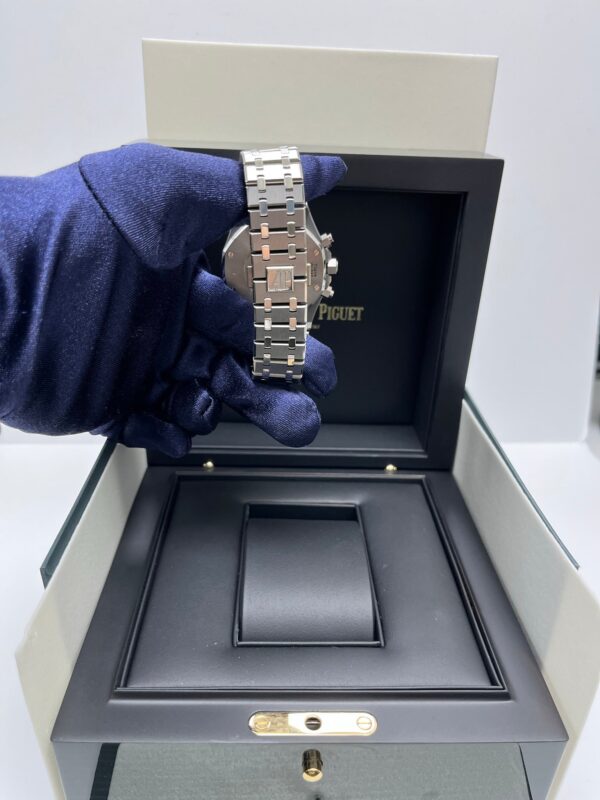 Audemars Piguet Royal Oak Chronograph Platinum Titanium Limited Edition (Ref 26331IP.OO.1220IP.01) - Image 3