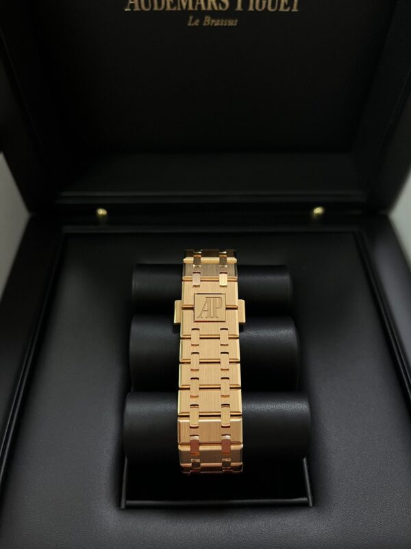 Audemars Piguet Royal Oak Chronograph Selfwinding Chronograph Blue Dial Rose gold 38mm Reference # 26715OR.OO.1356OR.01 - Image 13