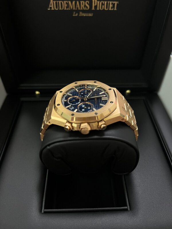 Audemars Piguet Royal Oak Chronograph Selfwinding Chronograph Blue Dial Rose gold 38mm Reference # 26715OR.OO.1356OR.01 - Image 12