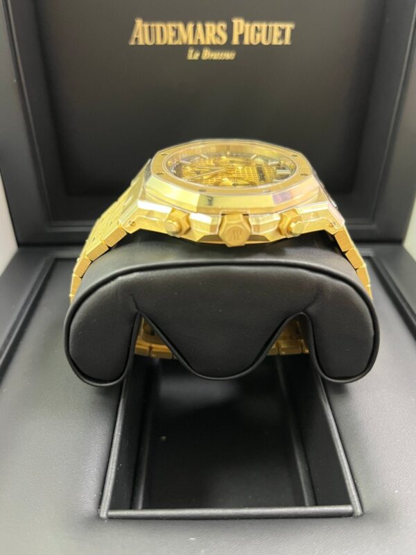 Audemars Piguet Royal Oak Chronograph Yellow Gold Smoked Champagne dial 26240BA.OO.1320BA.02 - Image 7