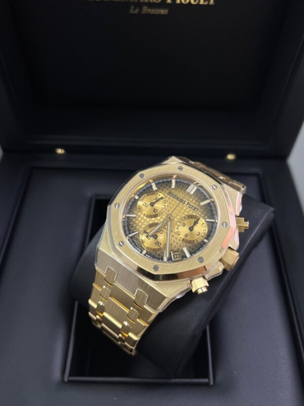 Audemars Piguet Royal Oak Chronograph Yellow Gold Smoked Champagne dial 26240BA.OO.1320BA.02 - Image 10