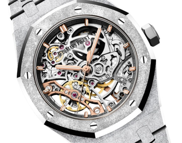Audemars Piguet ROYAL OAK DOUBLE BALANCE WHEEL OPENWORKED Frosted Skeleton 37mm (Ref # 15466BC.GG.1259BC.01) - Image 8