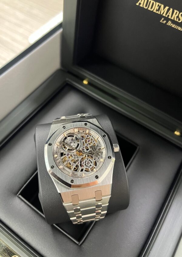 Audemars Piguet Royal Oak Jumbo "Jumbo" Extra-Thin Squelette "50TH ANNIVERSARY" Ref. 16204ST.OO.1240ST.01 - Image 19