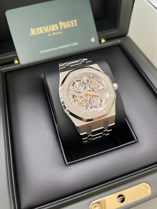 Audemars Piguet Royal Oak Jumbo "Jumbo" Extra-Thin Squelette "50TH ANNIVERSARY" Ref. 16204ST.OO.1240ST.01 - Image 12