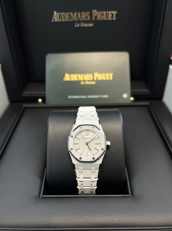 Audemars Piguet Royal Oak Mini FROSTED GOLD QUARTZ 67630BC.GG.1312BC.01 - Image 3