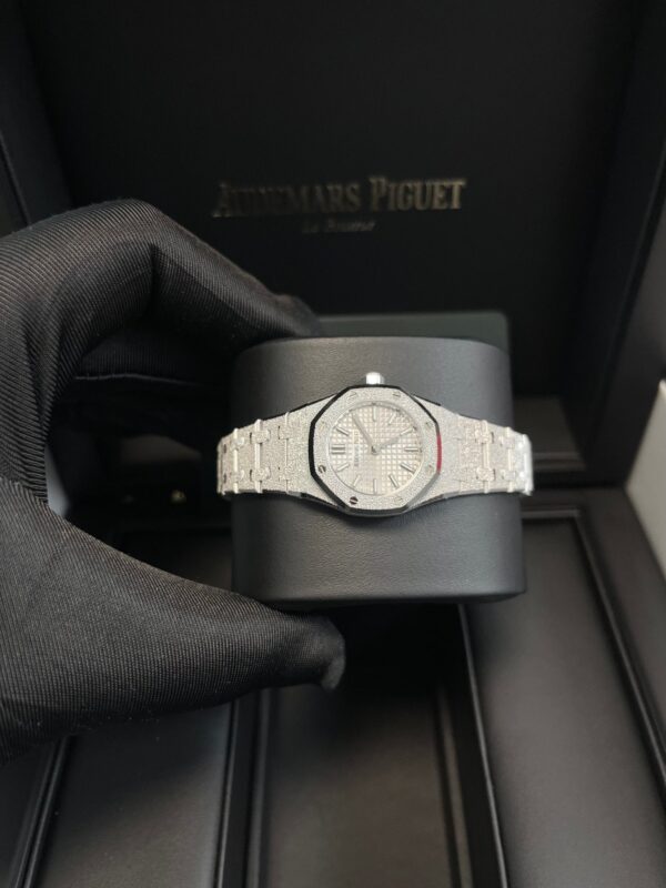 Audemars Piguet Royal Oak Mini FROSTED GOLD QUARTZ 67630BC.GG.1312BC.01 - Image 7