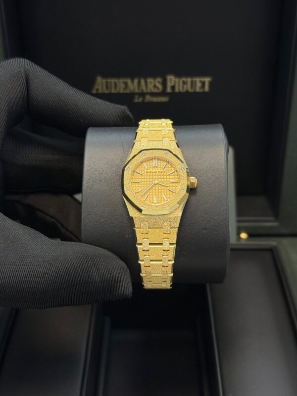 Audemars Piguet Royal Oak Mini Frosted Yellow Gold Quartz 67630BA.GG.1312BA.01 - Image 12