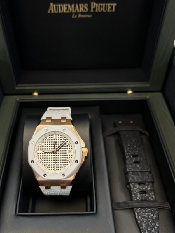 Audemars Piguet Royal Oak Offshore 77605OK.OO.A101CA.01 - Image 12
