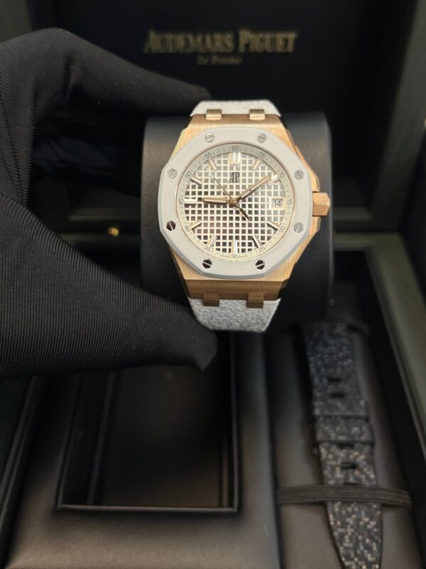 Audemars Piguet Royal Oak Offshore 77605OK.OO.A101CA.01 - Image 24
