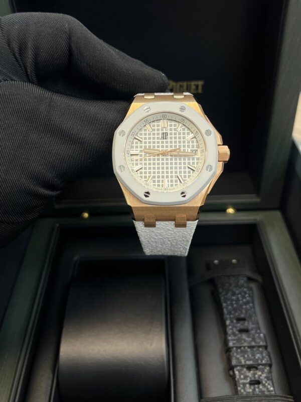 Audemars Piguet Royal Oak Offshore 77605OK.OO.A101CA.01 - Image 18