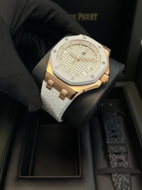 Audemars Piguet Royal Oak Offshore 77605OK.OO.A101CA.01 - Image 4