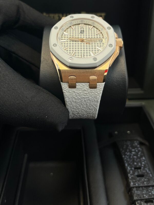 Audemars Piguet Royal Oak Offshore 77605OK.OO.A101CA.01 - Image 13