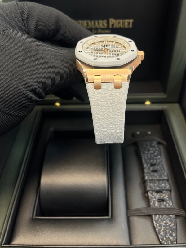 Audemars Piguet Royal Oak Offshore 77605OK.OO.A101CA.01 - Image 14