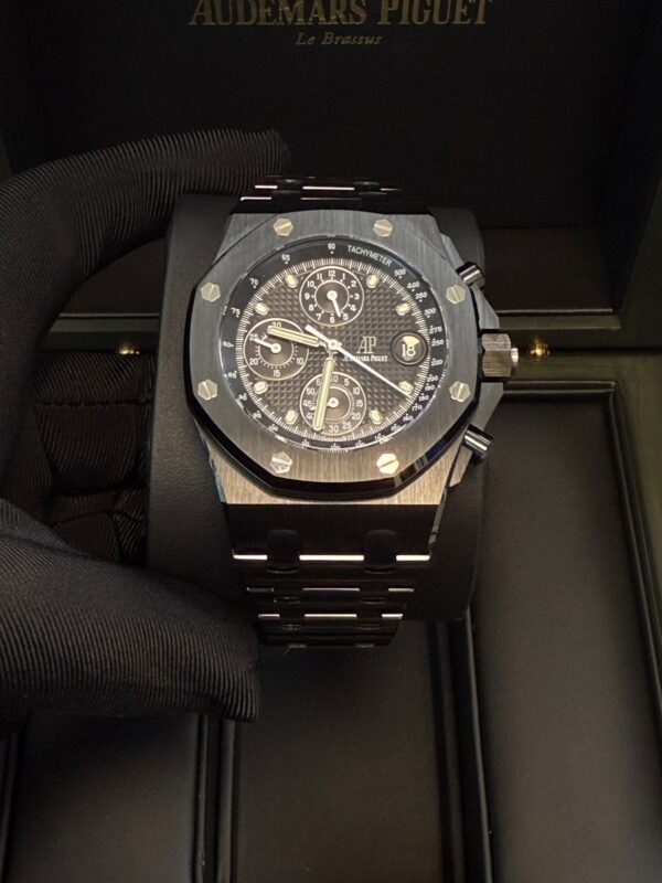 Audemars Piguet Royal Oak Offshore Chronograph Selfwinding Chronograph 42mm Black Dial Ceramic 26238CE.OO.1300CE.01 - Image 4