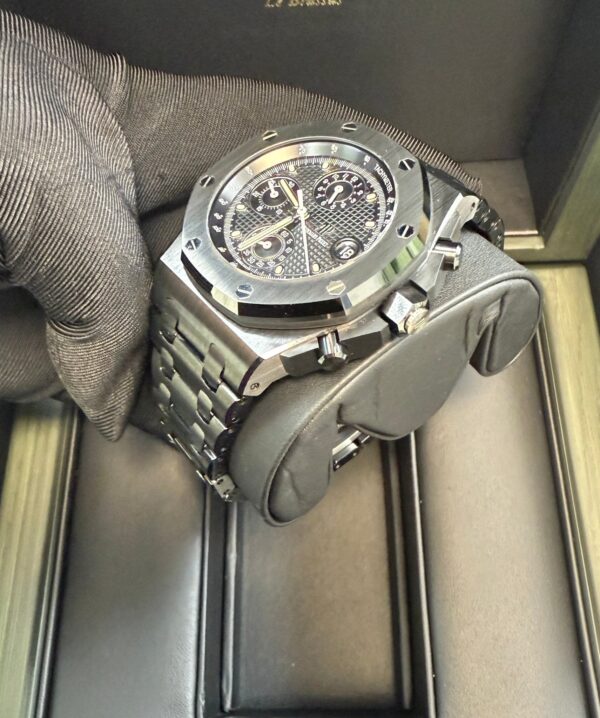 Audemars Piguet Royal Oak Offshore Chronograph Selfwinding Chronograph 42mm Black Dial Ceramic 26238CE.OO.1300CE.01 - Image 6