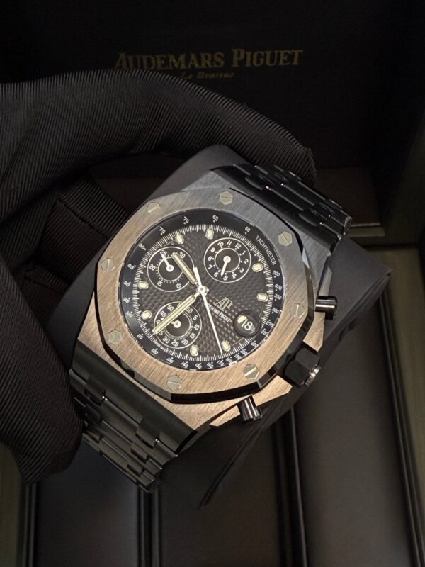 Audemars Piguet Royal Oak Offshore Chronograph Selfwinding Chronograph 42mm Black Dial Ceramic 26238CE.OO.1300CE.01 - Image 9