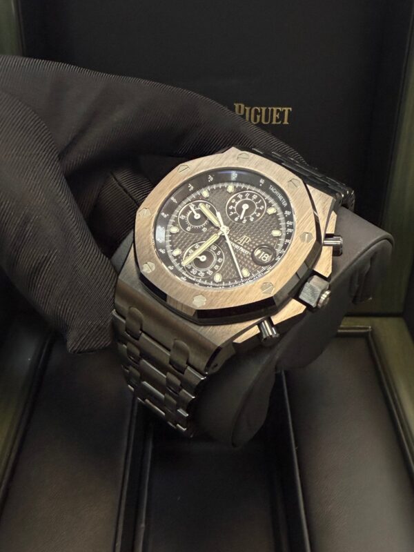 Audemars Piguet Royal Oak Offshore Chronograph Selfwinding Chronograph 42mm Black Dial Ceramic 26238CE.OO.1300CE.01 - Image 2