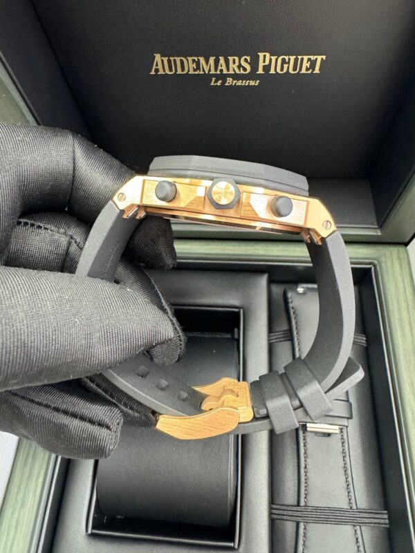 Audemars Piguet Royal Oak Offshore Chronograph SELFWINDING - Ref. 26238OK.OO.A002CA.01 - Image 2