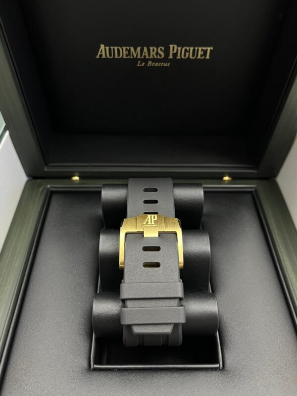 Audemars Piguet Royal Oak Offshore (Ref# 26420CE.OO.A127CR.01) - Image 15