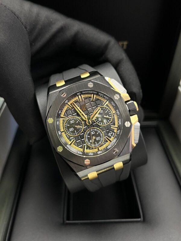 Audemars Piguet Royal Oak Offshore (Ref# 26420CE.OO.A127CR.01) - Image 5