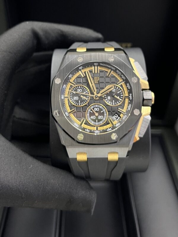 Audemars Piguet Royal Oak Offshore (Ref# 26420CE.OO.A127CR.01) - Image 2