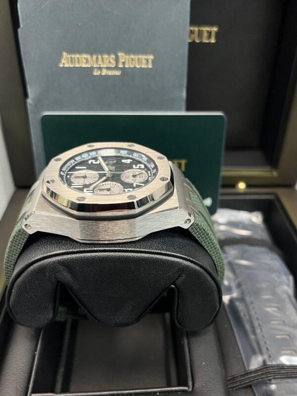 Audemars Piguet ROYAL OAK OFFSHORE SELFWINDING CHRONOGRAPH (Ref# 26238TI.OO.A056CA.01) - Image 3