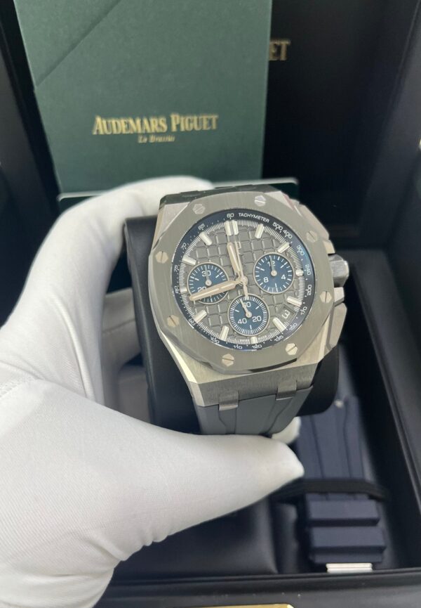 Audemars Piguet Royal Oak Offshore Selfwinding Chronograph (Ref# 26420IO.OO.A009CA.01) - Image 9