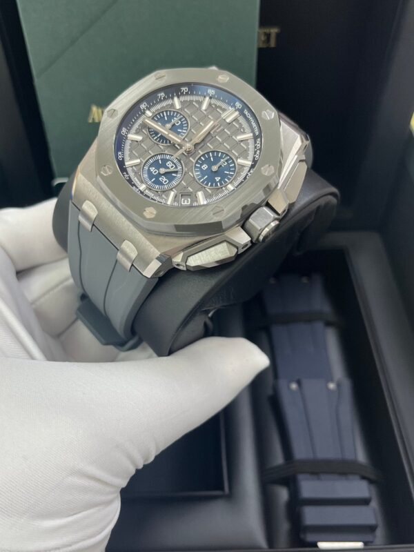Audemars Piguet Royal Oak Offshore Selfwinding Chronograph (Ref# 26420IO.OO.A009CA.01) - Image 12