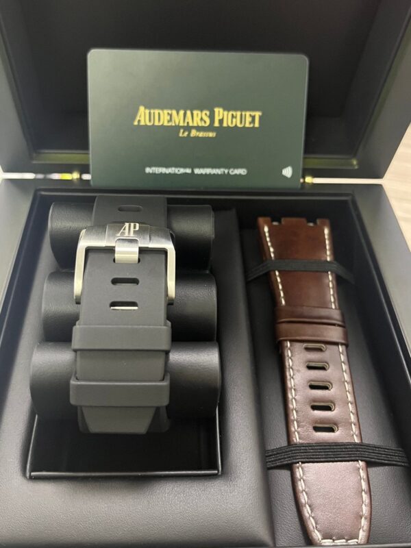 Audemars Piguet Royal Oak Offshore Selfwinding Chronograph Ref. 26420SO.OO.A002CA.01 - Image 8