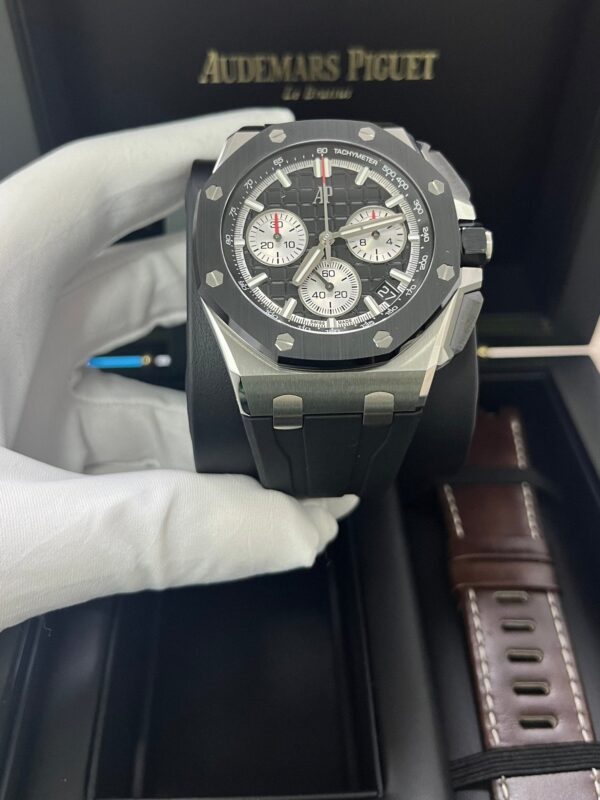 Audemars Piguet Royal Oak Offshore Selfwinding Chronograph Ref. 26420SO.OO.A002CA.01 - Image 2