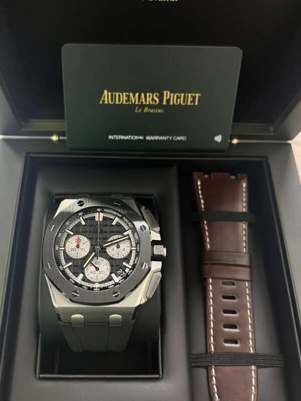 Audemars Piguet Royal Oak Offshore Selfwinding Chronograph Ref. 26420SO.OO.A002CA.01 - Image 6