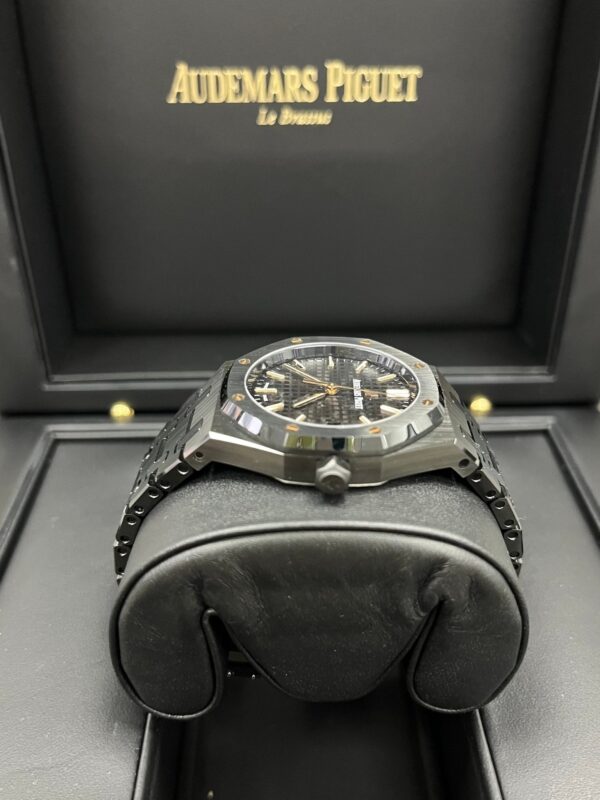 Audemars Piguet Royal Oak Selfwinding 34mm Black Ceramic 77350ce.oo.1266ce.01 - Image 13