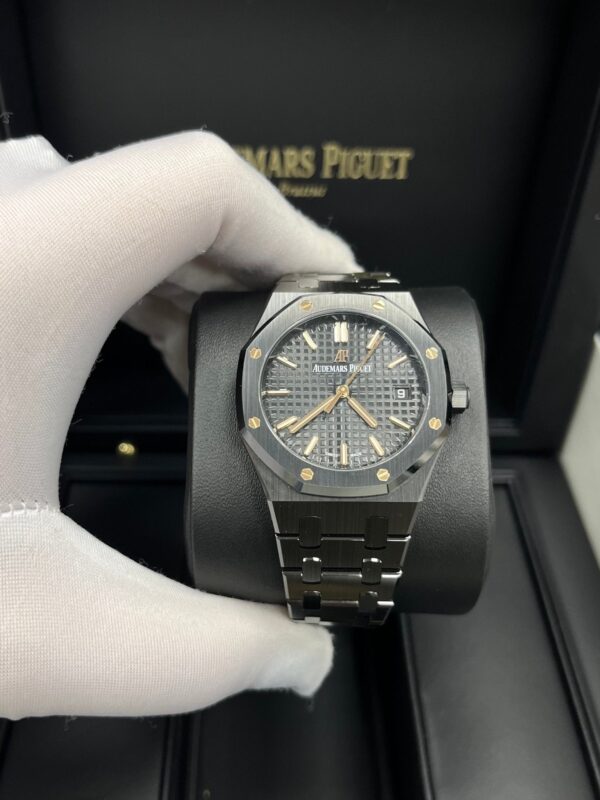 Audemars Piguet Royal Oak Selfwinding 34mm Black Ceramic 77350ce.oo.1266ce.01 - Image 5