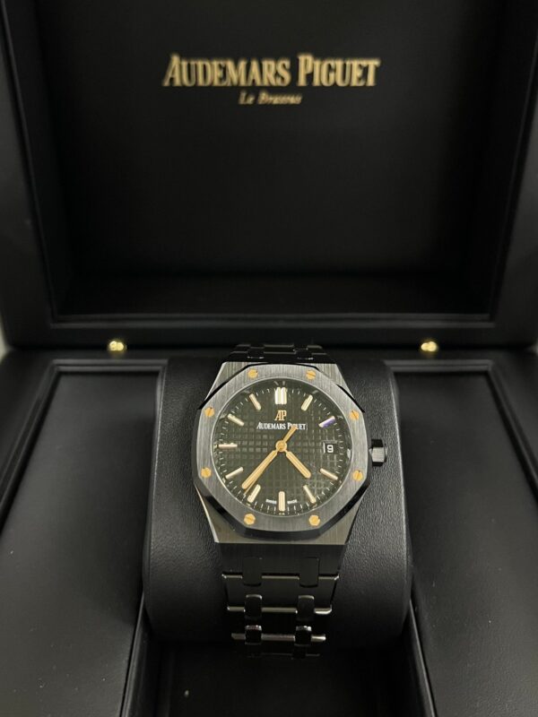 Audemars Piguet Royal Oak Selfwinding 34mm Black Ceramic 77350ce.oo.1266ce.01 - Image 10