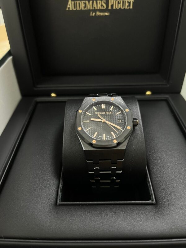 Audemars Piguet Royal Oak Selfwinding 34mm Black Ceramic 77350CE.OO.1266CE.03.A - Image 9