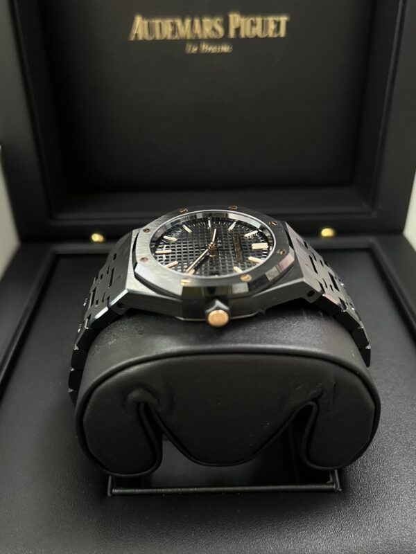 Audemars Piguet Royal Oak Selfwinding 34mm Black Ceramic 77350CE.OO.1266CE.03.A - Image 7