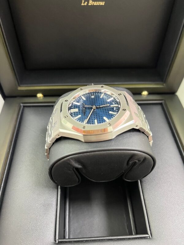 Audemars Piguet Royal Oak Selfwinding 37mm Stainless Steel Blue Dial 15550ST.OO.1356ST.06 - Image 4
