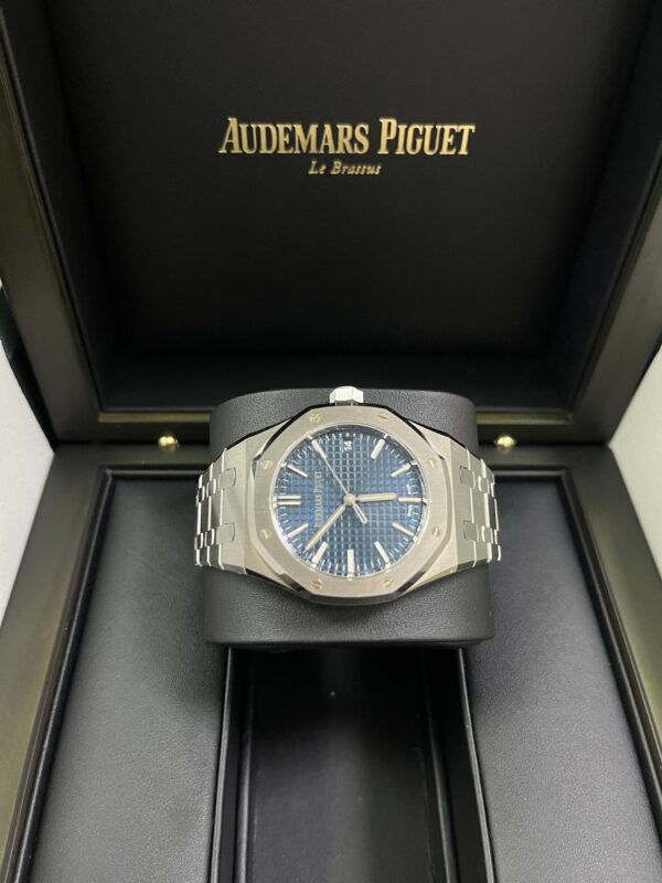 Audemars Piguet Royal Oak Selfwinding 37mm Stainless Steel Blue Dial 15550ST.OO.1356ST.06 - Image 5