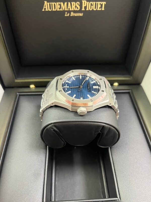 Audemars Piguet Royal Oak Selfwinding 37mm Stainless Steel Blue Dial 15550ST.OO.1356ST.06 - Image 7