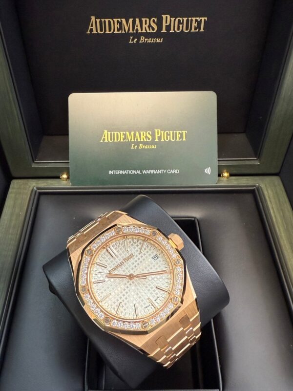 Audemars Piguet Royal Oak Selfwinding "50th Anniversary" 15551OR.ZZ.1356OR.01 - Image 7