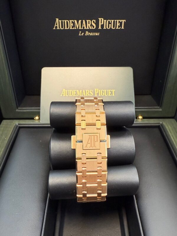 Audemars Piguet Royal Oak Selfwinding "50th Anniversary" 15551OR.ZZ.1356OR.01 - Image 13