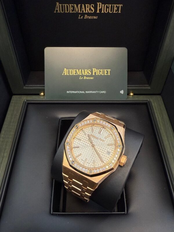 Audemars Piguet Royal Oak Selfwinding "50th Anniversary" 15551OR.ZZ.1356OR.01 - Image 10