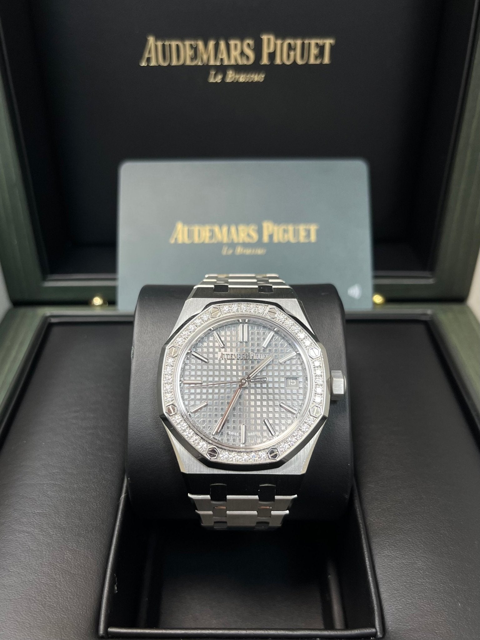 Audemars Piguet Royal Oak Selfwinding 50th Anniversary 15551ST.ZZ.1356ST.03 - Image 4