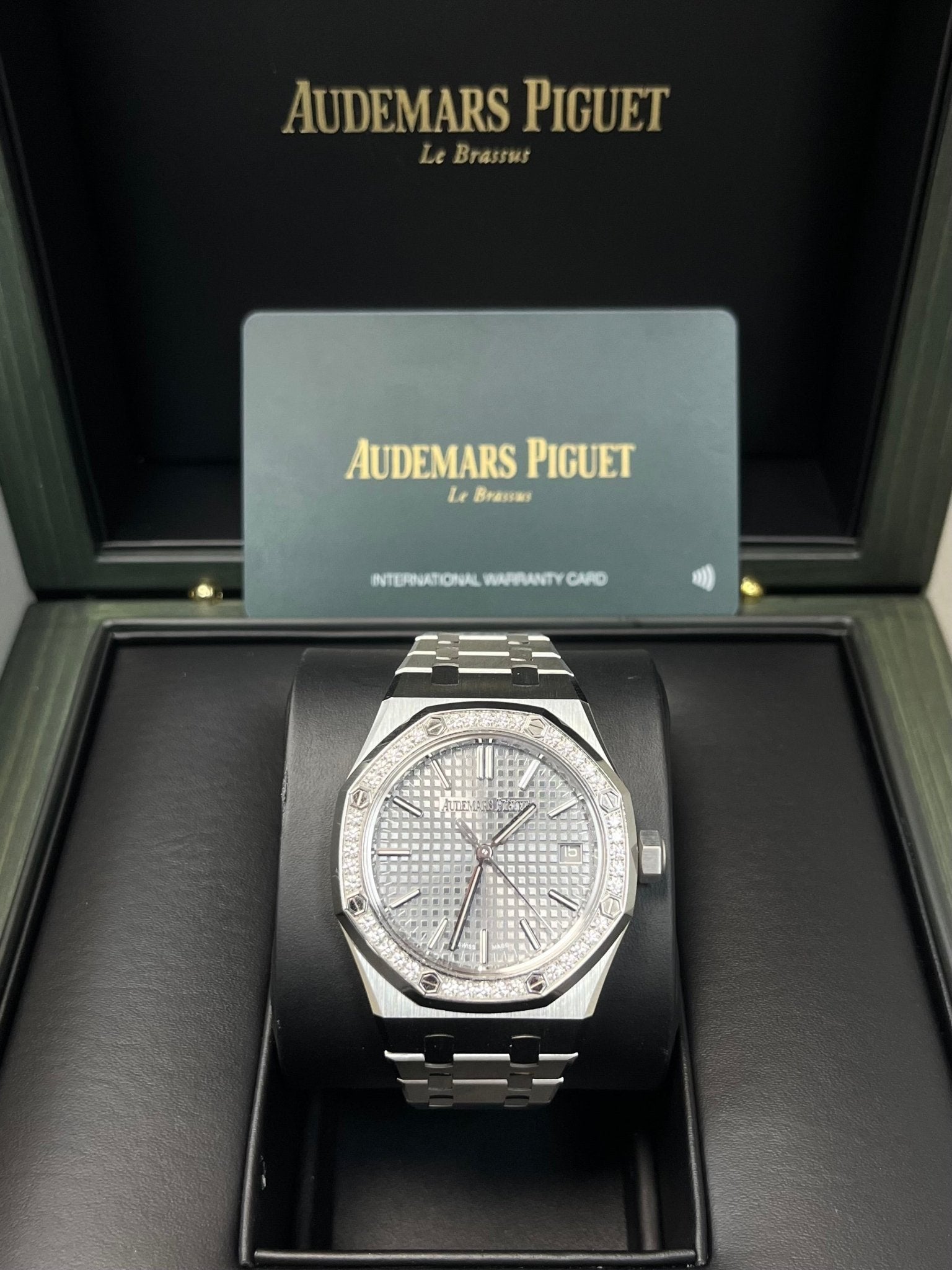 Audemars Piguet Royal Oak Selfwinding 50th Anniversary 15551ST.ZZ.1356ST.03 - Image 5
