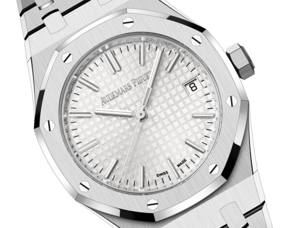 Audemars Piguet Royal Oak Selfwinding 50th Anniversary 2022 37mm 15550ST.OO.1356ST.01 - Image 2