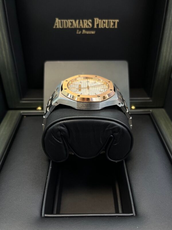 Audemars Piguet Royal Oak Selfwinding "50th Anniversary" 37mm 15550SR.OO.1356SR.01 - Image 17